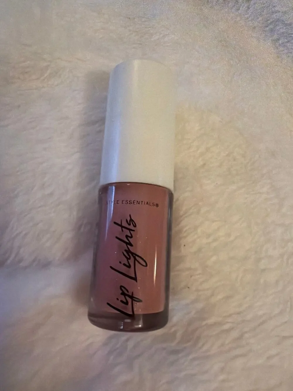 Style Essentials Lip Lights Prismatic Glossy Stain Dusty Rose Pink 4mL New